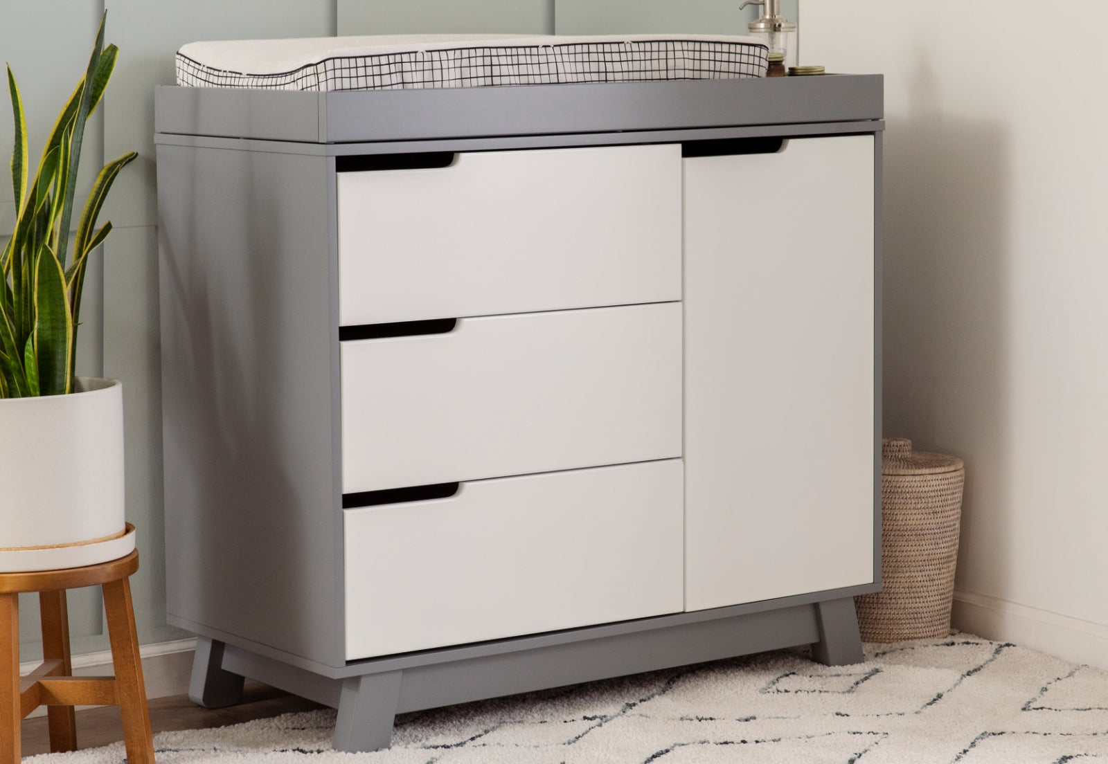 Changer dresser best sale